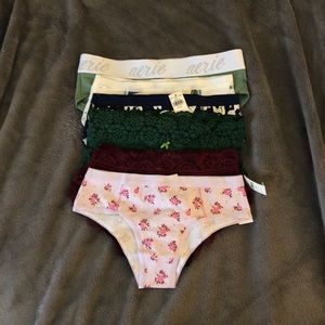 bundle of aerie panties